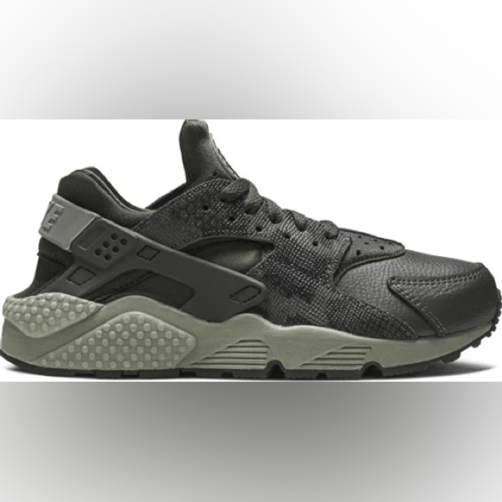 Nike Air Huarache Run Premium 'Python' Woman’s 8.5 Shoes 681838-302